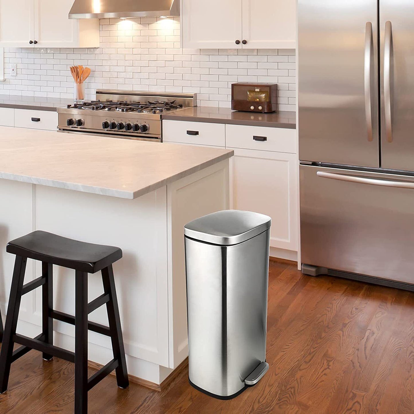 Arlopu 8 Gallon Stainless Steel Trash Can with Lid, Rectangular Kitchen Garbage Can, Silver